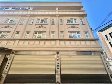 豪宅土地廠房 彰化市輕屋齡雙車邊間美墅