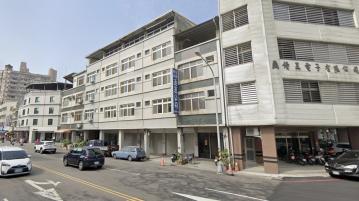 台中南區找房 市場獨家連棟臨路十二米大面寬透天店面有建置貨梯