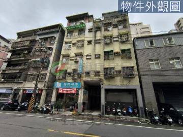 基隆房仲汪姐 暖暖街店面