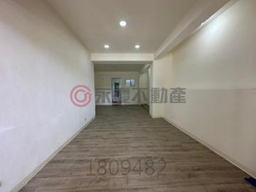 基隆房仲汪姐 中正路黃金店面一樓