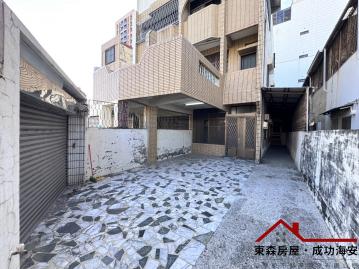 近安平市政家樂福河景傳統車墅