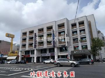 台南買房首選 臺邦比佛利電梯店面傳家寶 台南房仲老妹靜嫻