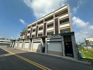 北區透天買屋 東勢區 市中心輕屋齡電梯豪華美別墅