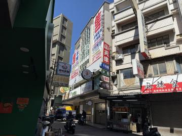 北區透天買屋 東海西門町/四樓透天/電梯金店面
