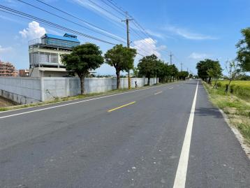 房地產女超人 新埤溪南大面寬農地