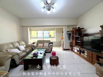 大台南房仲王 專誠品改房坪景觀平車電寓-台南市南區新建路
