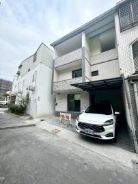 屏東大樓買賣 屏東演藝廳旁 可停大小車 優質 4 房透天