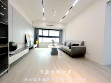 台南美美房屋 歸仁市中心裝潢三房平車
