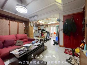 台南美美房屋 南區區公所３９坪三大房大空間四樓寓