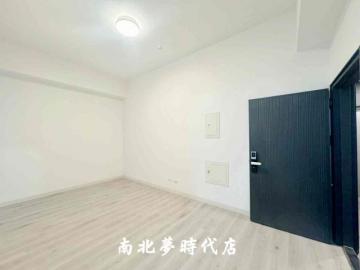 台南市區土地房屋 仁德太子鄰語堂全新明亮三房平車