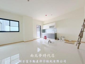 台南市區土地房屋 新市大社景觀三房平車有大露臺