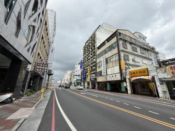 花蓮房地諮詢 花蓮市中心三面路店面