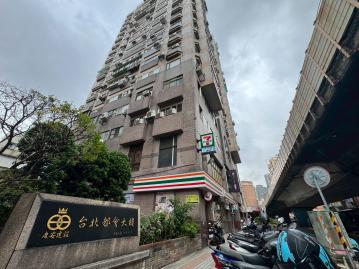 三重捷運電梯三房 台北都會大樓SRC三房