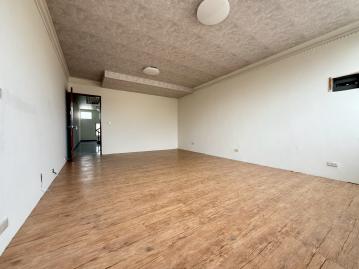 台南安南買屋 台南精華區新天地國華街正臨路四樓店面