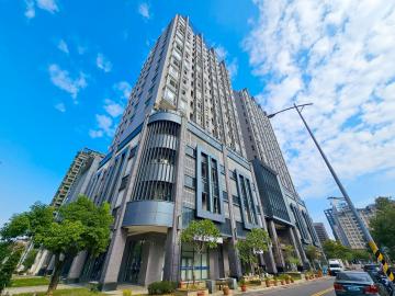 新竹電梯社區 住在高鐵旁的挑高生活，把家變成最喜歡的咖啡館