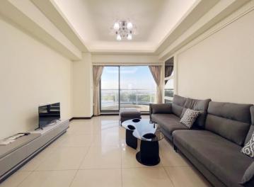 新竹中古屋 【天際】大三房加車位｜附雅致裝潢