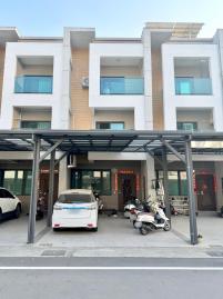 嘉義透天大樓 嘉義湖子內|4年輕屋齡車庫別墅