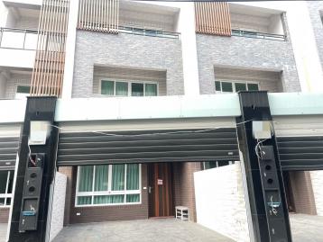 嘉義透天大樓 友愛商圈|全新雙車套房車庫別墅 
