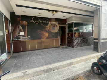 嘉義透天大樓  火車站前黃金角窗大店面