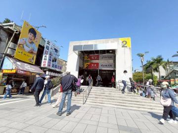 中山嶸哥賣房  雙連捷運  一樓收租套