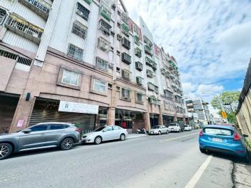 宜蘭透天建案 市區一樓大空間車位華廈