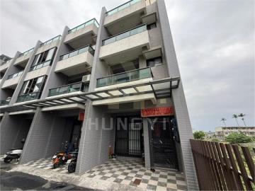 宜蘭透天建案 馬賽近交流道邊間透天
