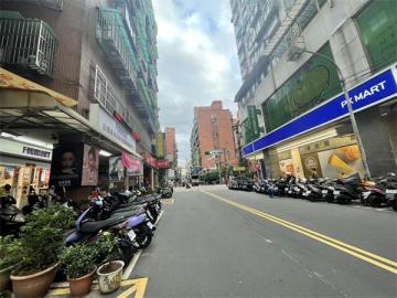 板橋風水房仲 新埔低總一樓