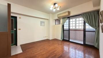 台中買賣房地 秒殺立刻看 大甲區大甲國寶社區 四改三房車