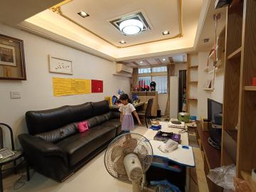 新莊買賣租房 有間一樓空間大屋況好利用