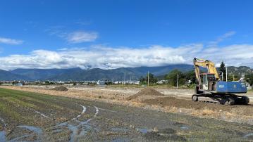 長治房仲推薦 台東馬亨亨青山綠水都計農地