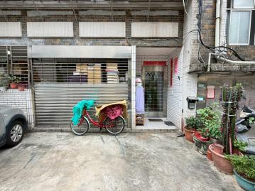 士北科買屋賣屋 吉慶聖誕巷停車一樓