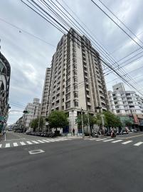 台中市大里區三角窗黃金店面 新店社區房價