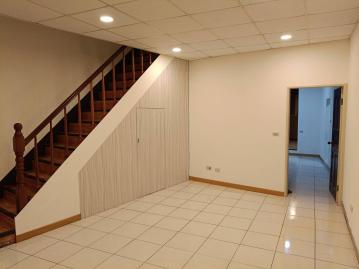 桃園站前生活圈 透天店住 新店社區房價