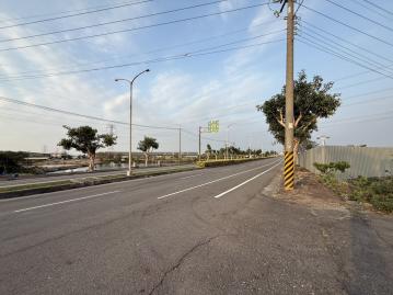 高大特區房仲 湖內30米東方路 4453.707坪農地