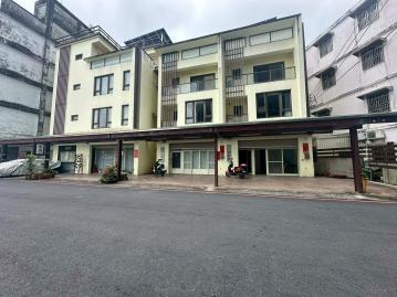 宜蘭礁溪買房 礁溪市區電梯雙車店面透天