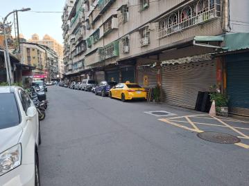 中和永和房屋 林宗盛 〔專〕低總▪︎面寬～多功能方便停車一樓
