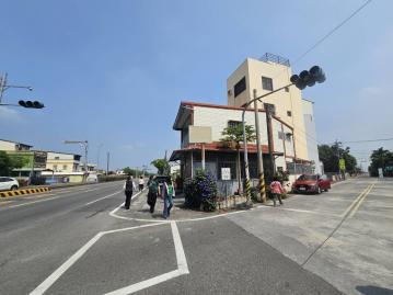 潮州買房賣房推薦 恩典團隊-潮州邊間三角大面寛店住透天