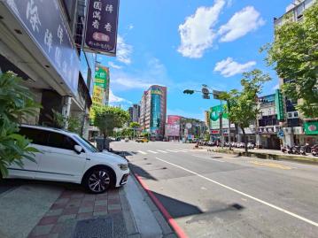 三重蘆洲房產專家 280 正重陽路商用一樓