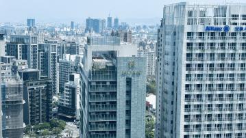 陽光開朗型男房仲 市政愛悅最強棟別