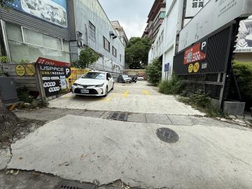 台中置產管家婆 |專簽|七期惠來公園第一排|住二建地