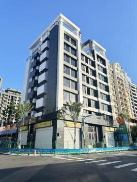 三峽北大買屋達人 超低單價 富總青沐挑高6M全新店面比住家還便宜