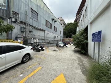 七期房仲歐巴 正七期稀有住二建地