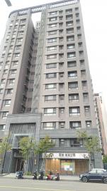 力文陪你找好房     頭份公園三街金店面