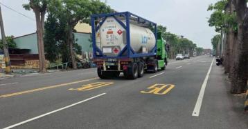 高屏土地廠房 林園區大路邊都內農地371坪便宜出售