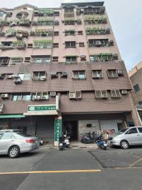 衛武營海洋商圈/陽台進出大三房