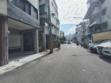 ⭕右昌商圈邊間翻新店住1+2樓 ⭕