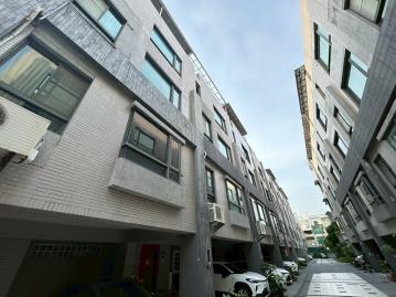 高應大建工商圈｜6.5米面寬｜邊間雙併車墅