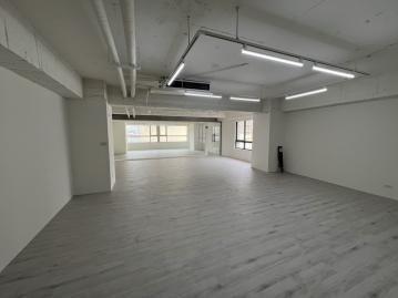 小林購屋網《小編推薦》五期辦公室