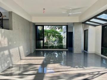 屏東房屋-麟洛全新電梯忘年之墅