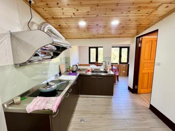 南投房地產 鹿谷溪頭旁景觀車庫平房